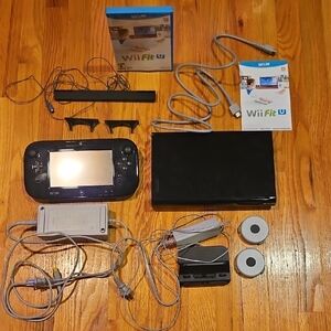 Nintendo Wii U Bundle in Black
